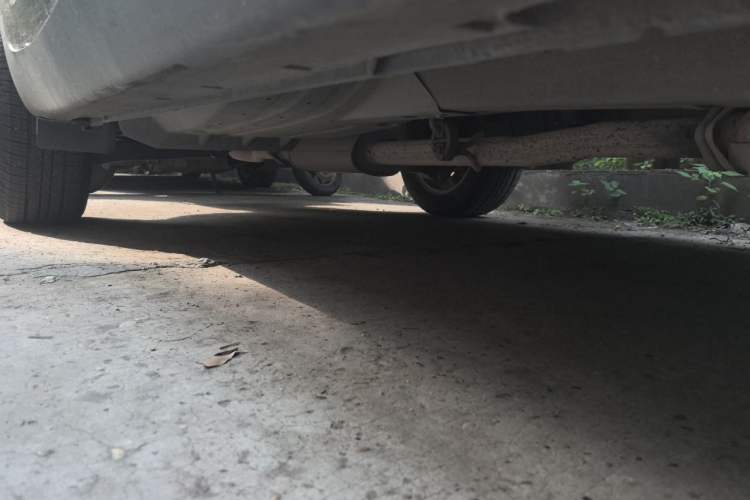 Used Kia Sportage R 2014 2.0L Automatic Two-Wheel Drive GLS Trim Chassis Front Right