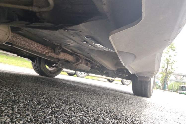 Used Kia Sportage R 2014 2.0L Automatic Two-Wheel Drive GLS Trim Chassis Rear Right