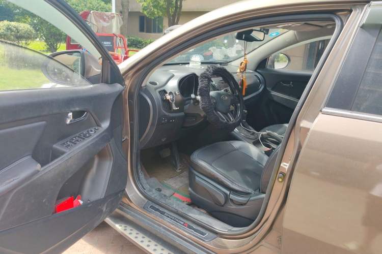 Used Kia Sportage R 2014 2.0L Automatic Two-Wheel Drive DLX Driver Seat