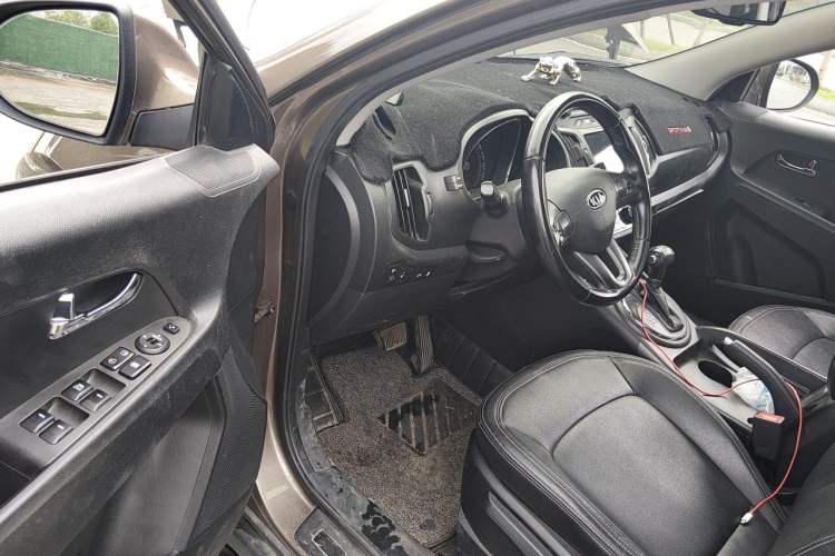 Used Kia Sportage R 2014 2.0L Automatic Two-Wheel Drive GLS Trim Driver Seat