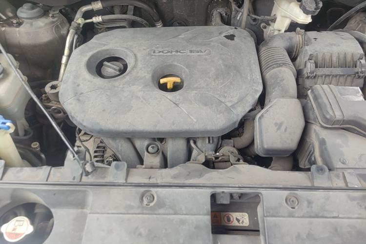 Used Kia Sportage R 2014 2.0L Automatic Two-Wheel Drive DLX Engine Bay