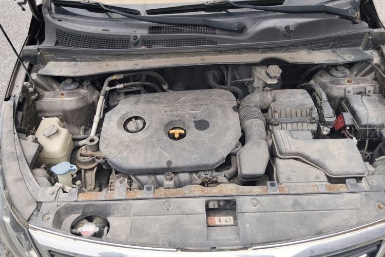 Used Kia Sportage R 2014 2.0L Automatic Two-Wheel Drive GLS Trim Engine Bay