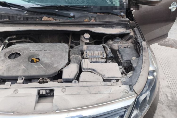 Used Kia Sportage R 2014 2.0L Manual Two-Wheel-Drive GLS Engine Bay Left