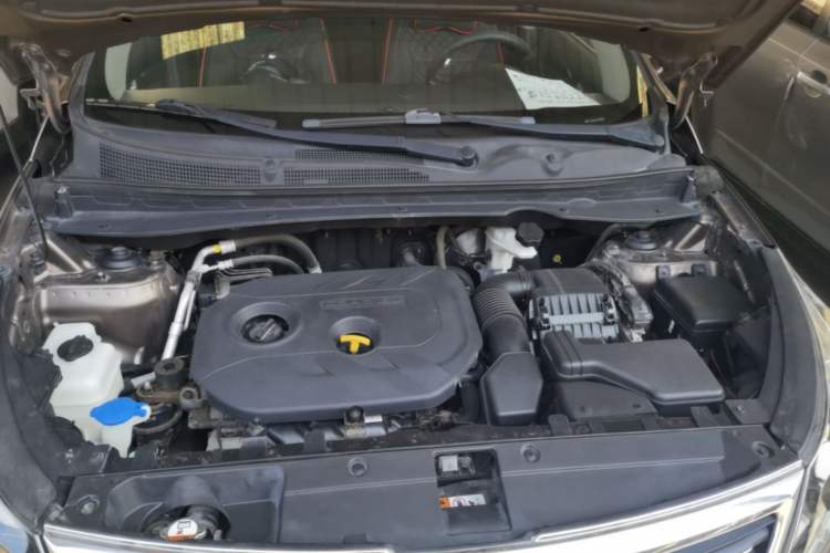 Used Kia Sportage R 2014 2.0L Automatic Two-Wheel Drive GL Engine Bay