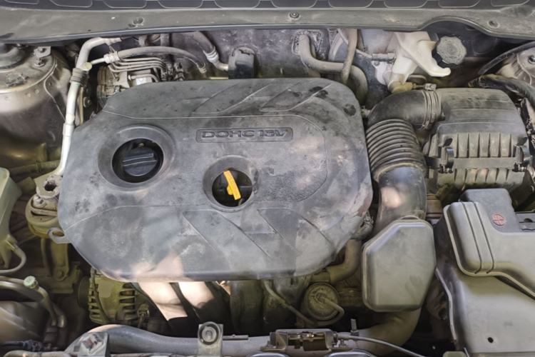 Used Kia Sportage R 2014 2.0L Automatic Two-Wheel Drive Premium Trim Engine Bay