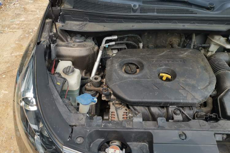 Used Kia Sportage R 2014 2.0L Automatic Two-Wheel Drive GL Engine Bay Right