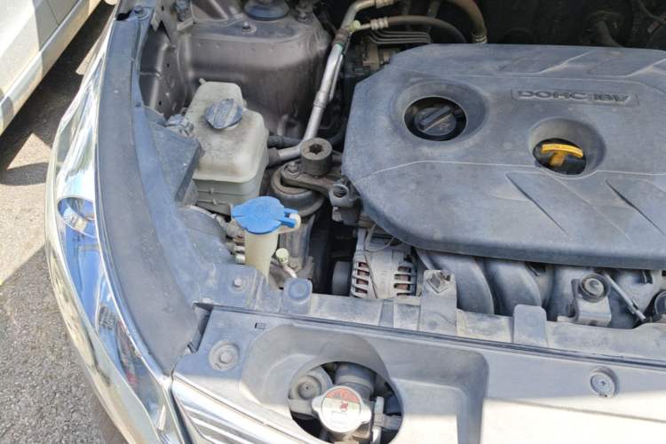Used Kia Sportage R 2014 2.0L Automatic Two-Wheel Drive GL Engine Bay Right
