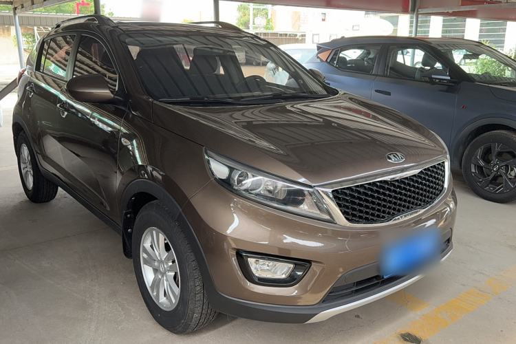 Used Kia Sportage R 2014 2.0L Automatic Two-Wheel Drive GL Exterior 2