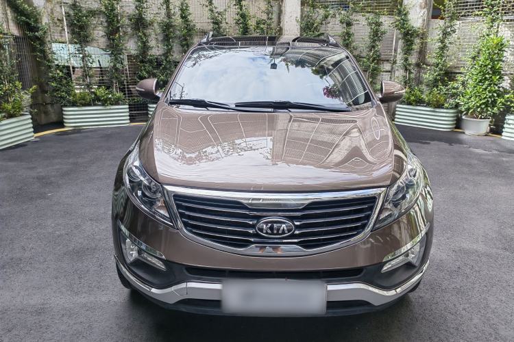 Used Kia Sportage R 2014 2.0L Automatic Two-Wheel Drive DLX Exterior 3