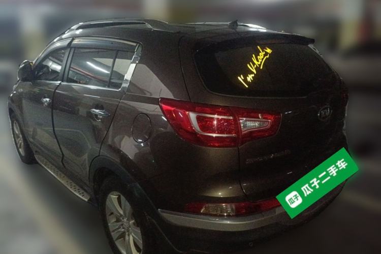 Used Kia Sportage R 2014 2.0L Manual Two-Wheel-Drive GLS Exterior 3