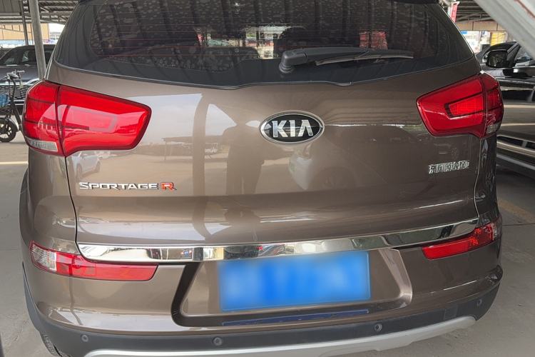 Used Kia Sportage R 2014 2.0L Automatic Two-Wheel Drive GL Exterior 4