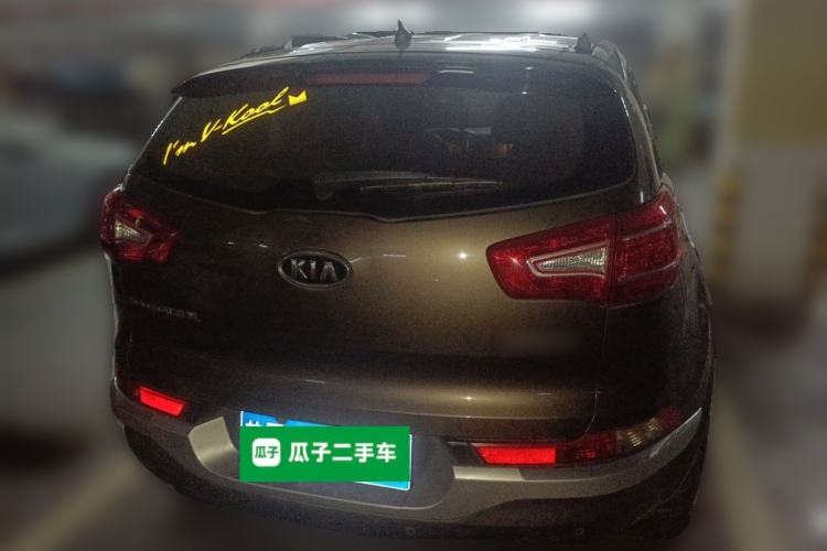 Used Kia Sportage R 2014 2.0L Manual Two-Wheel-Drive GLS Exterior 4