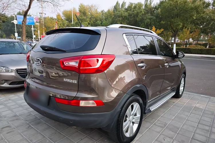 Used Kia Sportage R 2014 2.0L Automatic Two-Wheel Drive GLS Trim Exterior 5