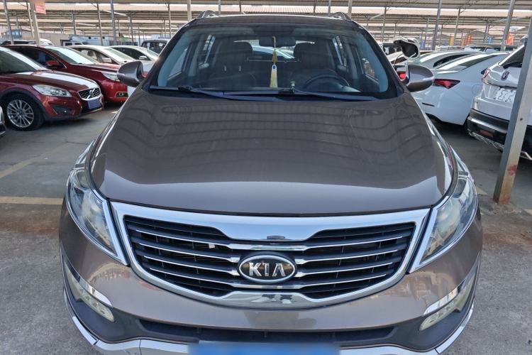 Used Kia Sportage R 2014 2.0L Automatic Two-Wheel Drive GLS Trim Front