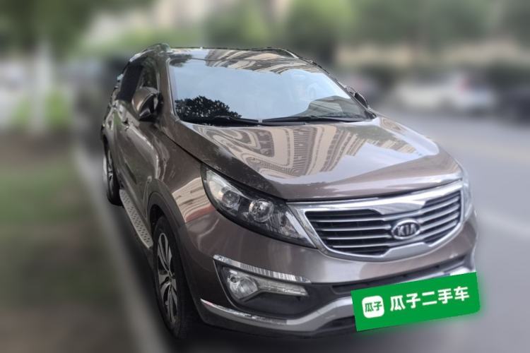 Used Kia Sportage R 2014 2.0L Automatic Two-Wheel Drive Premium Special Front Right 45 Deg
