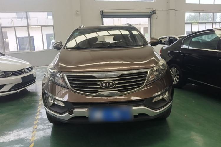 Used Kia Sportage R 2014 2.0L Manual Two-Wheel Drive GL Trim Front
