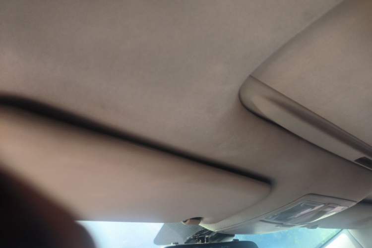 Used Kia Sportage R 2014 2.0L Automatic Two-Wheel Drive DLX Headliner