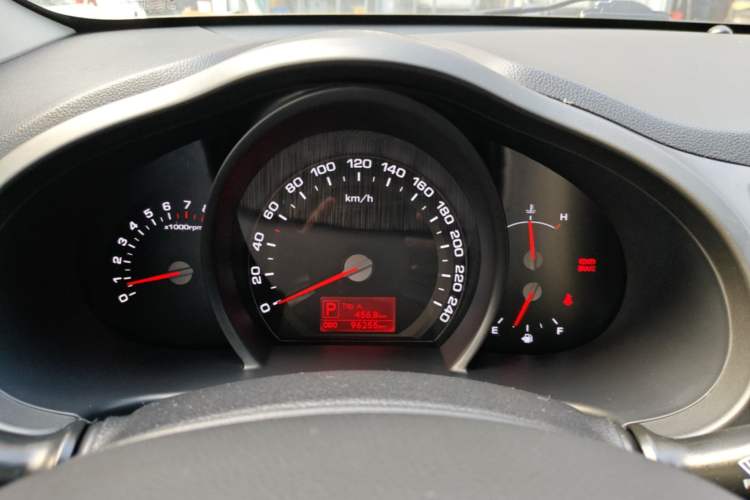 Used Kia Sportage R 2014 2.0L Automatic Two-Wheel Drive GL Instrument Cluster