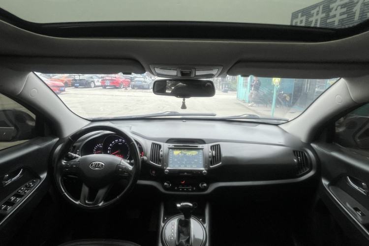 Used Kia Sportage R 2014 2.0L Automatic 4x4 GLS Interior 1