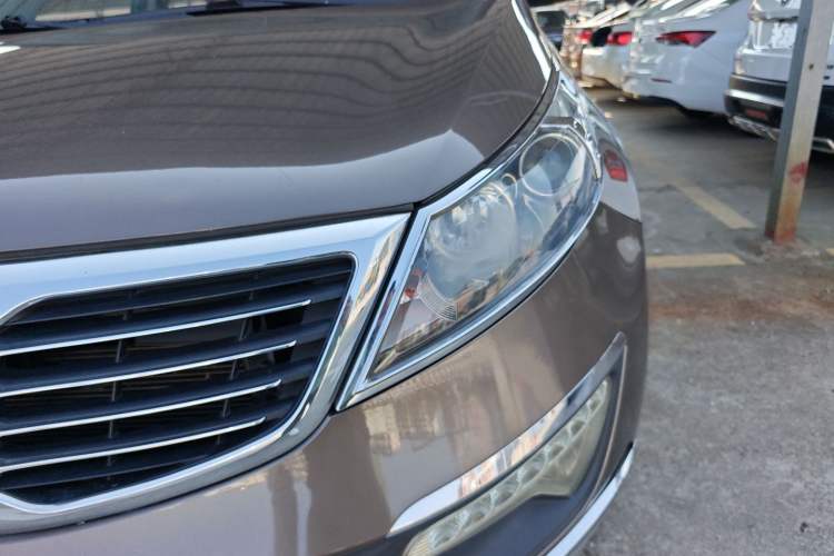Used Kia Sportage R 2014 2.0L Automatic Two-Wheel Drive GLS Trim Left Front Headlight