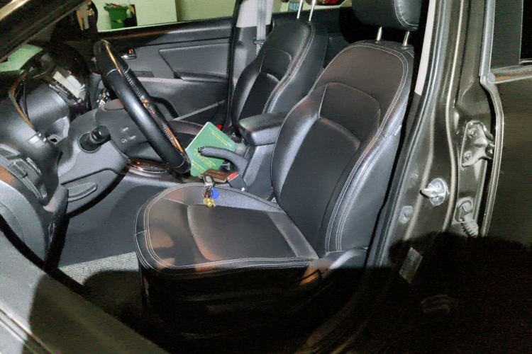 Used Kia Sportage R 2014 2.0L Automatic Two-Wheel Drive DLX Left Front Seat
