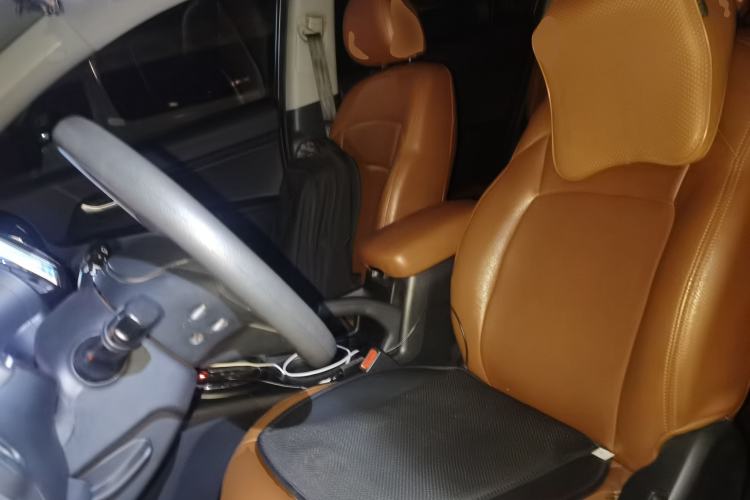 Used Kia Sportage R 2014 2.0L Automatic Two-Wheel Drive GL Left Front Seat