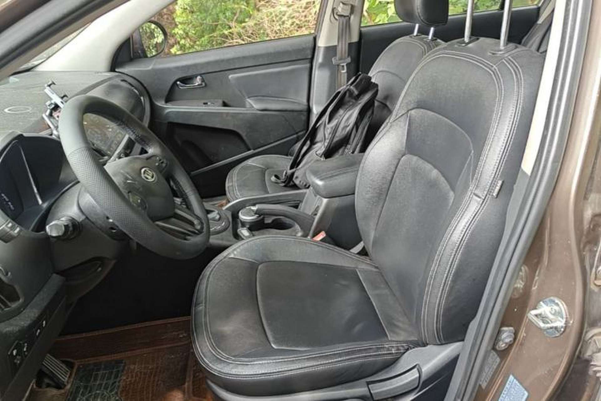 Used Kia Sportage R 2014 2.0L Automatic Two-Wheel Drive DLX Left Front Seat