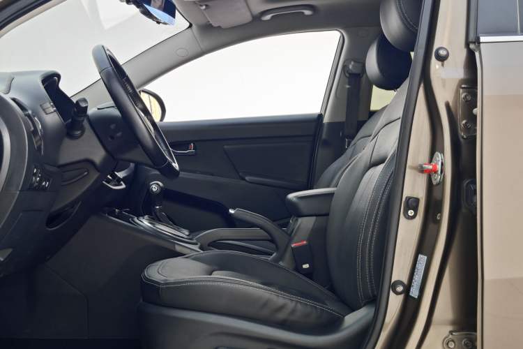 Used Kia Sportage R 2014 2.0L Automatic Two-Wheel Drive Premium Special Left Front Seat