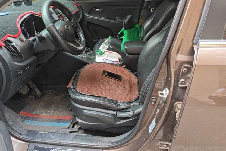 Used Kia Sportage R 2014 2.0L Automatic Two-Wheel Drive DLX Left Front Seat