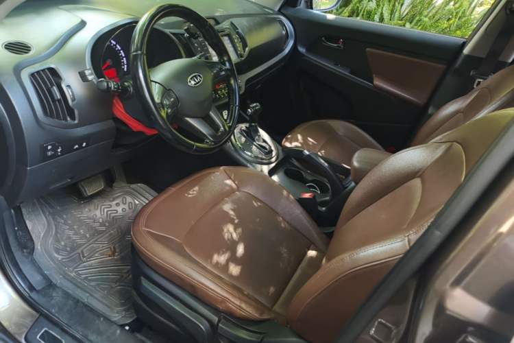 Used Kia Sportage R 2014 2.0L Automatic Two-Wheel Drive Premium Trim Left Front Seat