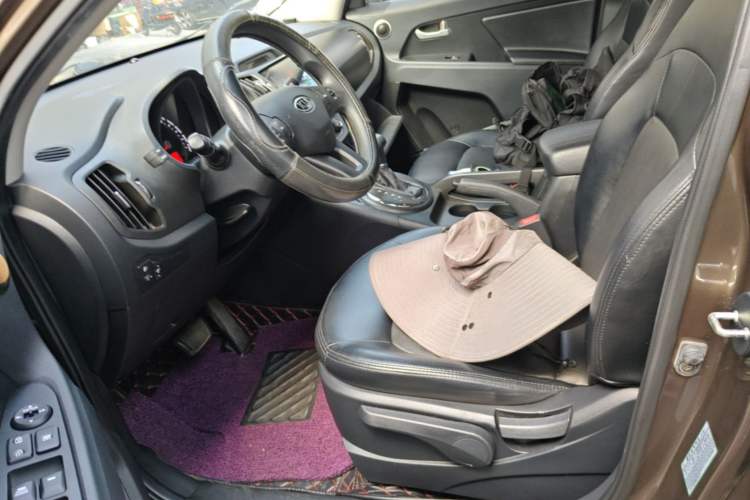 Used Kia Sportage R 2014 2.0L Automatic Two-Wheel Drive GL Left Front Seat