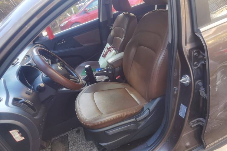 Used Kia Sportage R 2014 2.0L Automatic Two-Wheel Drive GLS Trim Left Front Seat