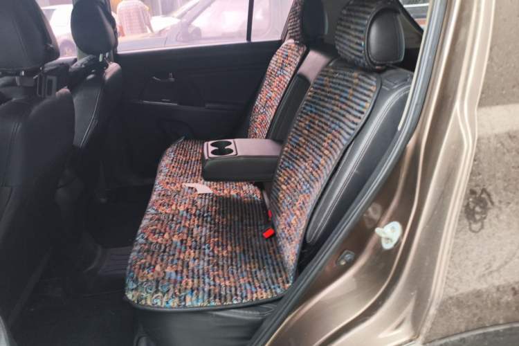 Used Kia Sportage R 2014 2.0L Manual Two-Wheel-Drive GLS Left Rear Seat