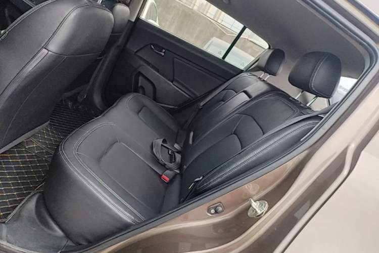 Used Kia Sportage R 2014 2.0L Automatic Two-Wheel Drive GLS Trim Left Rear Seat