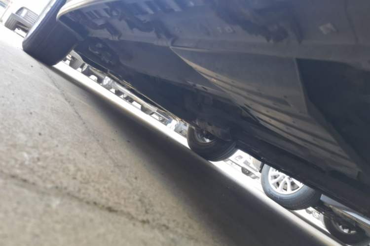 Used Kia Sportage R 2014 2.0L Automatic Two-Wheel Drive GL Left Side Sill