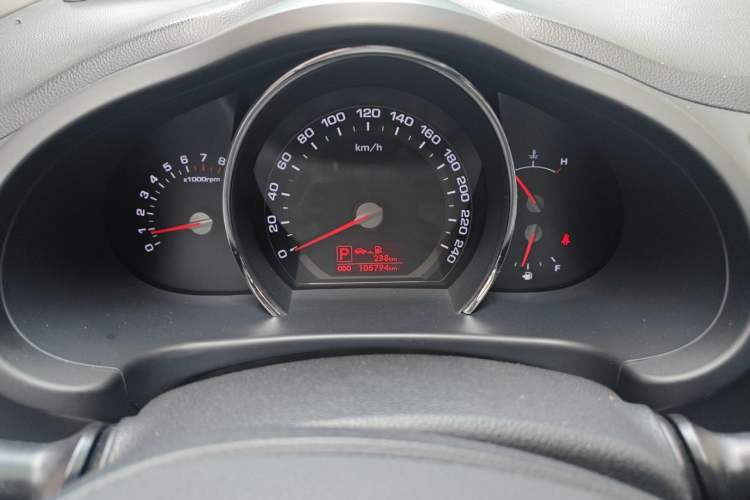 Used Kia Sportage R 2014 2.0L Automatic Two-Wheel Drive DLX Odometer Close Up