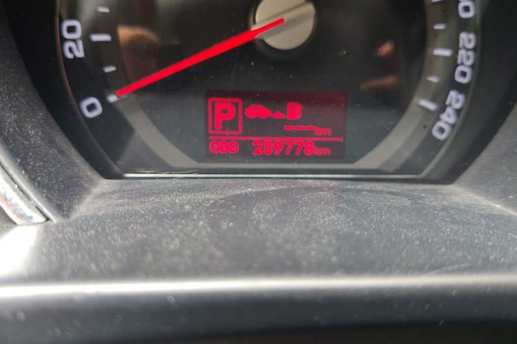 Used Kia Sportage R 2014 2.0L Automatic Two-Wheel Drive DLX Odometer Close Up