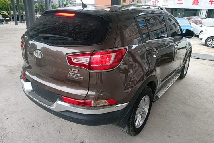 Used Kia Sportage R 2014 2.0L Automatic Two-Wheel Drive GL Rear Right 45 Deg