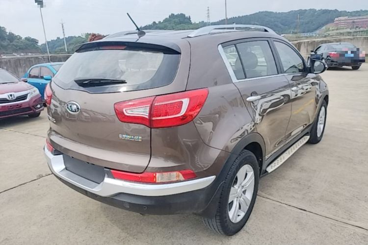 Used Kia Sportage R 2014 2.0L Automatic Two-Wheel Drive GLS Trim Rear Right 45 Deg