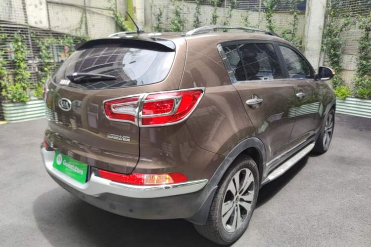 Used Kia Sportage R 2014 2.0L Automatic Two-Wheel Drive DLX Rear Right 45 Deg