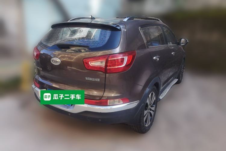 Used Kia Sportage R 2014 2.0L Automatic Two-Wheel Drive GLS Trim Rear Right 45 Deg