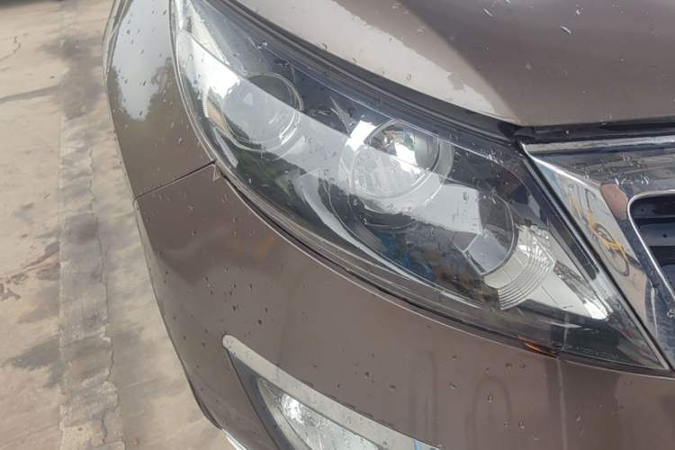 Used Kia Sportage R 2014 2.0L Automatic Two-Wheel Drive DLX Right Front Headlight