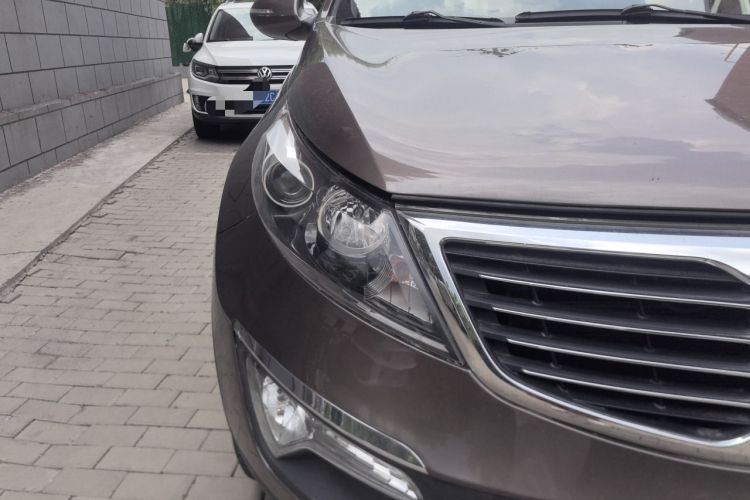 Used Kia Sportage R 2014 2.0L Automatic Two-Wheel Drive GLS Trim Right Front Headlight