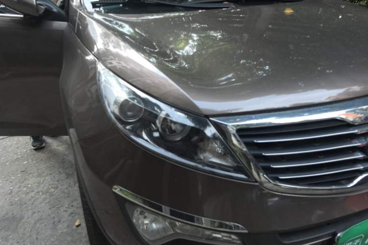 Used Kia Sportage R 2014 2.0L Automatic Two-Wheel Drive GLS Trim Right Front Headlight