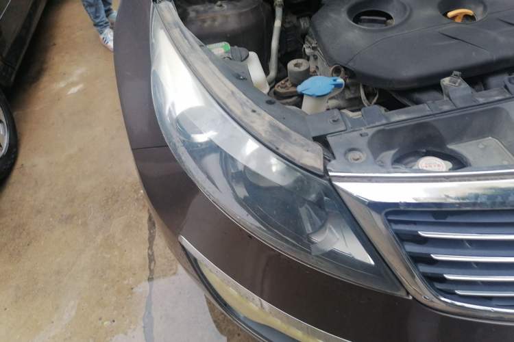 Used Kia Sportage R 2014 2.0L Automatic 4x4 GLS Right Front Headlight
