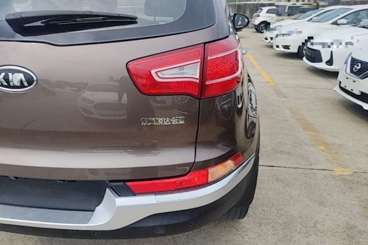 Used Kia Sportage R 2014 2.0L Automatic Two-Wheel Drive GLS Trim Right Rear Taillight