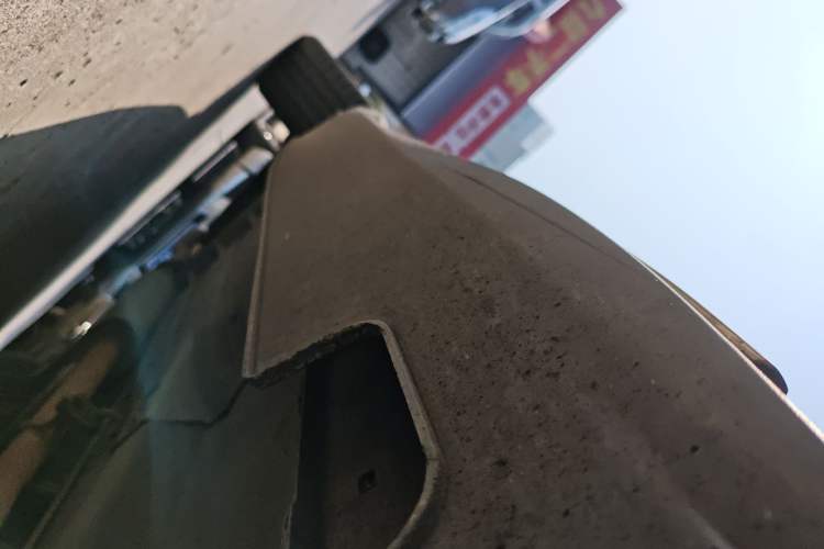 Used Kia Sportage R 2014 2.0L Automatic 4x4 GLS Right Side Sill