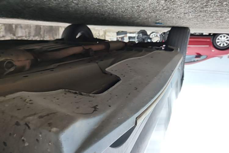 Used Kia Sportage R 2014 2.0L Automatic Two-Wheel Drive Premium Special Right Side Sill
