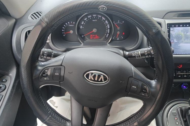 Used Kia Sportage R 2014 2.0L Automatic Two-Wheel Drive DLX Steering Wheel