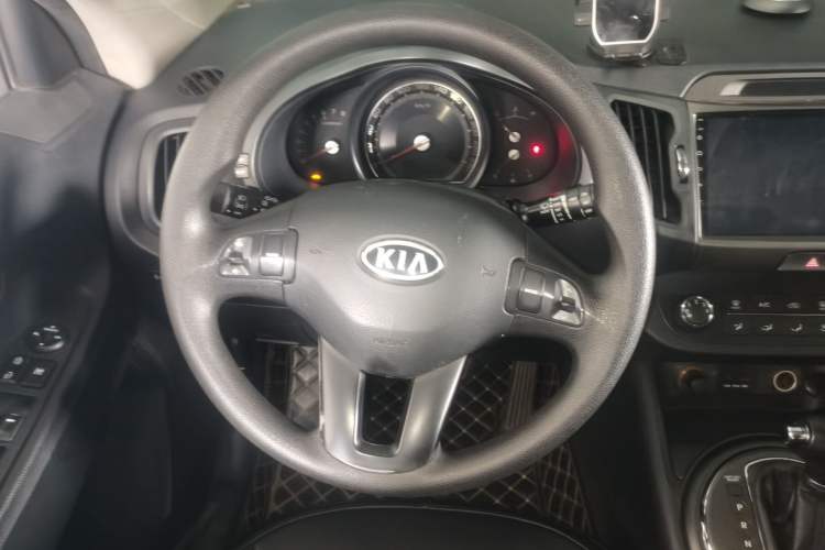 Used Kia Sportage R 2014 2.0L Automatic Two-Wheel Drive GL Steering Wheel